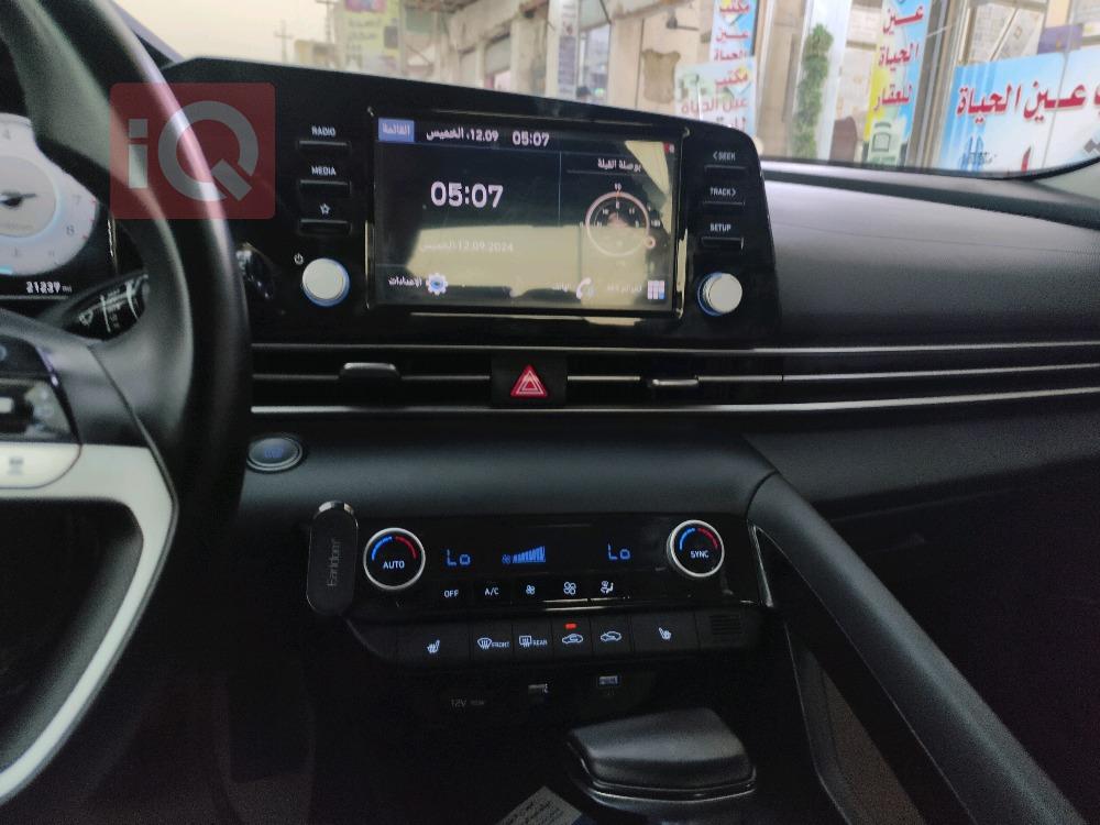 هیوندای ئەلەنترا